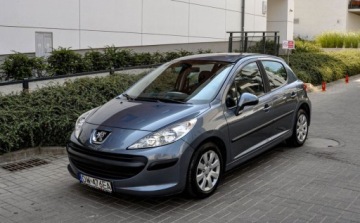 Peugeot 207 Hatchback 5d 1.4 16V 88KM 2007 Peugeot 207 1,4 Salon PL Bezwypadkowy 74 tys. km 1.4 Benzyna 88KM
