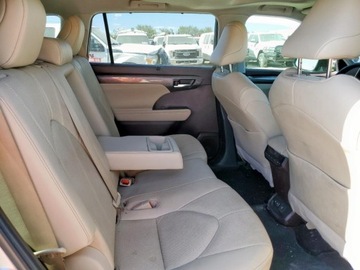 Toyota Highlander III 2022 Toyota Highlander Limited 2022 3.5l 3.5 Benzyna 295KM, zdjęcie 10