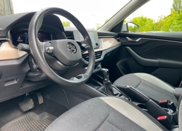 Skoda Kamiq Crossover 1.0 TSI 110KM 2021 Skoda Kamiq 1.0 TSI Style, zdjęcie 8