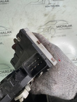 FORD MONDEO MK3 III ZÁMEK DVEŘE LEVÝ PŘEDNÍ 8PIN
