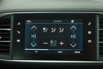 Peugeot 308 II SW Facelifting 1.5 BlueHDI 130KM 2019 Peugeot 308 1.5 BlueHDi, Salon Polska, Serwis ASO, zdjęcie 9