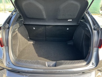 Toyota C-HR I Crossover Facelifting 1.8 Hybrid 122KM 2023 Toyota C-HR 1.8 Hybrid GPF Comfort, zdjęcie 13