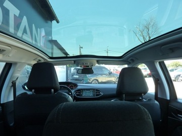 Peugeot 308 II SW Facelifting 1.2 PureTech 130KM 2018 Peugeot 308 ALLURE*Benzyna131, zdjęcie 23