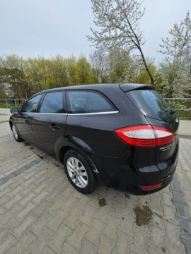 Ford Mondeo IV Kombi 2.0 Duratorq TDCi DPF 140KM 2010 Ford Mondeo Klimatyzacja - 2010r - 2.0TDCI - 140KM, zdjęcie 3