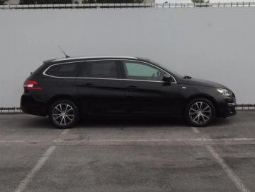 Peugeot 308 II SW 1.2 PureTech 110KM 2015 Peugeot 308 1.2 e-THP, Navi, Klima, Klimatronic, zdjęcie 5