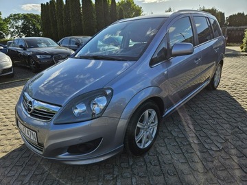 Opel Zafira B 1.8 ECOTEC 140KM 2011 Opel Zafira 1.8 Benzyna 140KM 7 Miejsc