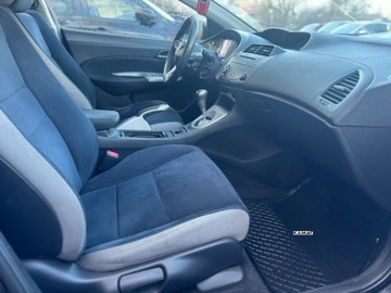 Honda Civic VIII Hatchback 5d 1.4 i 83KM 2007 Honda Civic Honda Civic 1,4 benzyna Klimatyzacja Zamiana 1.3 Benzyna 82KM, zdjęcie 2