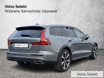 Volvo V60 II  Kombi 2.0 D4 190KM 2019 Volvo V60 Cross Country Salon PL Pro D4 B 190KM AW, zdjęcie 6