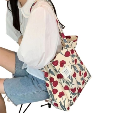 ТОНКАЯ КРЕМОВАЯ СУМКА С ЦВЕТАМИ ВЕСНА ЛЕТО