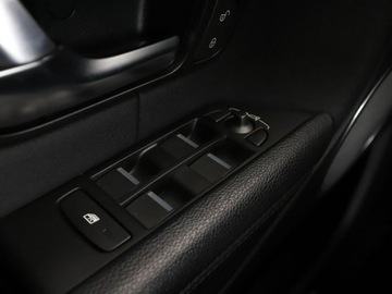 Land Rover Range Rover Evoque I SUV 5d Facelifting 2.0D TD4 150KM 2015 Land Rover Range Rover Evoque 2.0Td4 HSE, zdjęcie 34