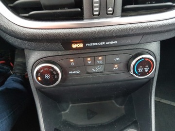 Ford Fiesta VIII Hatchback 5d 1.5 TDCi 85KM 2020 Ford Fiesta 1.5 TDCI 2020, zdjęcie 17