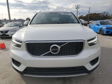 Volvo XC40 2022 Volvo XC 40 Volvo XC40 T5 AWD Momentum z 2022 roku , od firmy ubezpieczeni, zdjęcie 5