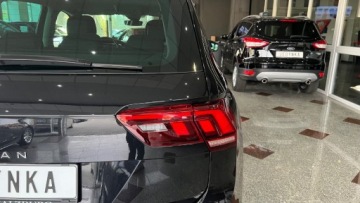 Volkswagen Tiguan II SUV Facelifting 2.0 TDI 150KM 2022 Volkswagen Tiguan Kamera Nawigacja Full LED Elektryczna klapa MOZLIWA ZAMI, zdjęcie 21