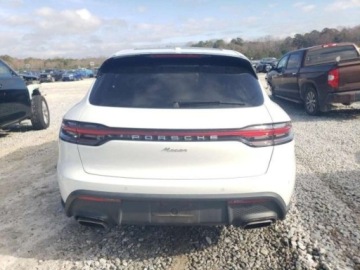 Porsche Macan 2022 Porsche Macan 2022, 2.0L, 4x4, porysowany lakier 2.0 Benzyna 261KM, zdjęcie 3
