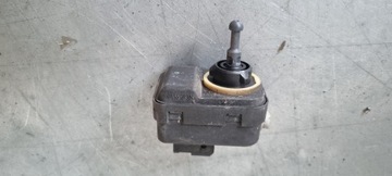 JEEP WK MOTOREK REGULACE SVĚTEL