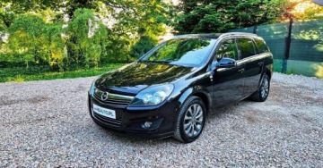 Opel Astra J Sports Tourer 1.6 Twinport ECOTEC 115KM 2010 Opel Astra BENZYNA nawigacja KLIMA super okazja POLECAMY 1.6, zdjęcie 28