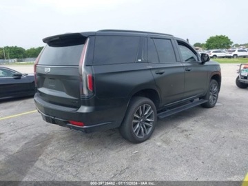 Cadillac Escalade III 2021 Cadillac Escalade 2021 3.0l 3.0 Diesel 277KM, zdjęcie 2