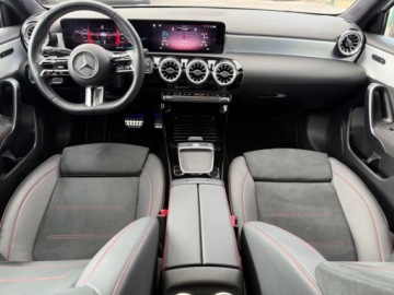 Mercedes Klasa A W177/V177 Hatchback Facelifting 2.0 220 190KM 2025 A Klasa 220 4-Matic AMG Line 2.0 (190KM) 2025, zdjęcie 10