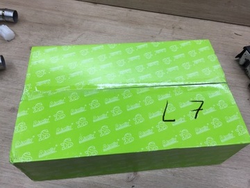 KOMPLET SVĚTLO LEVÝ PRAVÝ ZADNÍ DO MERCEDES W221 NA FACELIFT 2005-09