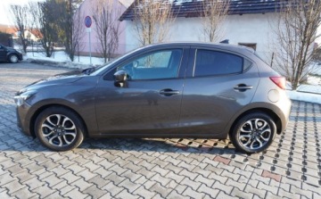 Mazda 2 III Hatchback 5d 1.5 SKY-G 90KM 2016 Mazda 2 Bezwypadkowa Serwisowana 1-Wlasciciel Navi Kamera Grz.Fotele Piekn, zdjęcie 2