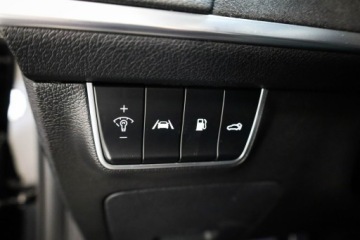 Kia Stinger Liftback Facelifting 3.3 T-GDI 366KM 2022 Kia Stinger 3.3 V6*AWD*LIFT*Gwarancja*Salon, zdjęcie 18