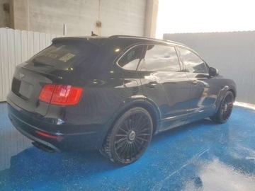 Bentley Bentayga 2020 Bentley Bentayga 2020 542KM 4.0 Benzyna 542KM, zdjęcie 3