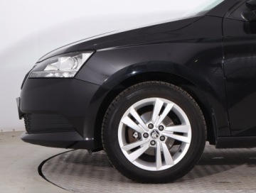 Skoda Fabia III Hatchback Facelifting 1.0 TSI 95KM 2021 Skoda Fabia 1.0 TSI, Salon Polska, Serwis ASO, zdjęcie 13