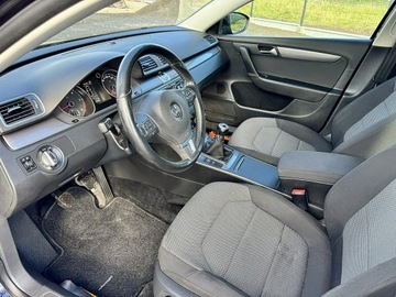 Volkswagen Passat B7 Variant 1.6 TDI CR DPF BlueMotion 105KM 2011 Volkswagen Passat Navi PDC Climatronic Grz. Fotele, zdjęcie 8