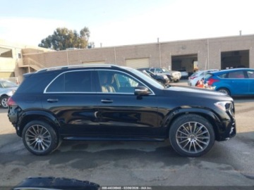 Mercedes GLE V167 SUV Plug-In Facelifting 2.0 400e 381KM 2025 Mercedes-Benz GLE 450e 4matic, 2025r., 4x4, 2.0L 2.0 Hybryda Plug-in 381KM, zdjęcie 4