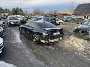 BMW Seria 7 G11-G12 Sedan L Facelifting 3.0 745e 394KM 2022 BMW 745 Long Mpakiet Xdrive Pamięć Pneumatyka, zdjęcie 5