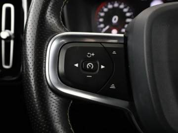 Volvo XC40 Crossover 2.0 D3 150KM 2018 Volvo XC 40 automat full LED skóra/alcantara, zdjęcie 31