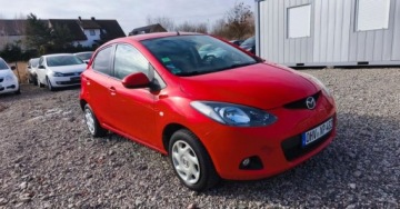 Mazda 2 II Hatchback 5d 1.5 103KM 2009 Mazda 2 Mazda 2 1.5 Benzyna 103KM, zdjęcie 4