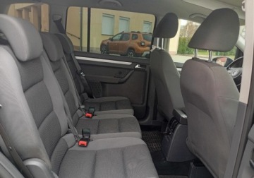 Volkswagen Touran II 1.6 TDI 105KM 2011 Volkswagen Touran Zarejestrowany - ubezpieczony - automat - 1,6 - 105 1.6, zdjęcie 15