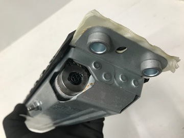 MASERATI GHIBLI ПОДУШКА БЕЗОПАСНОСТИ ДЛЯ КОЛЕН