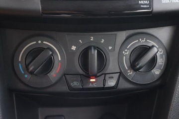 Suzuki Swift V Hatchback 5d 1.2 VVT 94KM 2013 Suzuki Swift 1.2, Salon Polska, Klima, zdjęcie 14