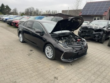 Toyota Corolla XII Sedan 1.8 Hybrid 122KM 2019 Toyota Corolla Hybryda Automat Podgrz Kamera, zdjęcie 2