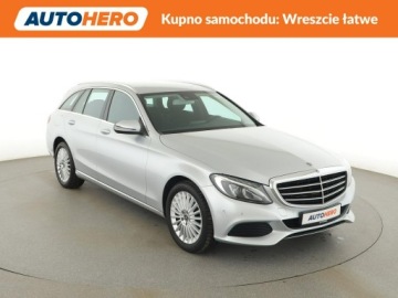 Mercedes Klasa C W205 Kombi Facelifting 1.6 180 156KM 2018 Mercedes C 180 FV23% automat full LED półskóra, zdjęcie 9