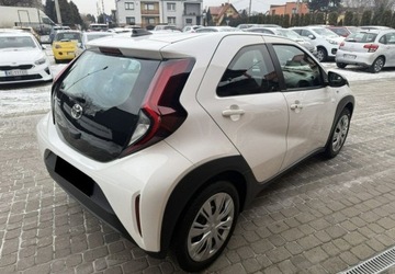 Toyota Aygo X 1.1 VVT-i 72KM 2022 Toyota Aygo X 1,0 72KM Klimatronik Kamera CarPlay VAT23 Benzyna 72KM, zdjęcie 5