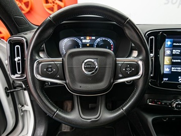 Volvo XC40 Crossover 1.5 T3 163KM 2020 VOLVO XC40 T3 Momentum Pro Suv 1.5 (163KM) 2020, zdjęcie 10