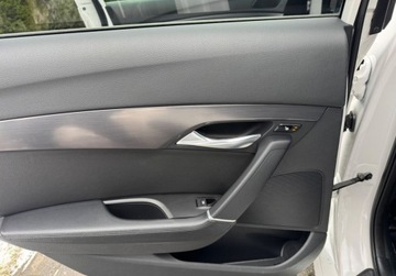 Hyundai i40 Kombi 2.0 GDI 177KM 2013 Hyundai i40 2,0 177KM Bi-xenon Park-Ass NAVI Climatronic Serwis Bezwypadko, zdjęcie 23