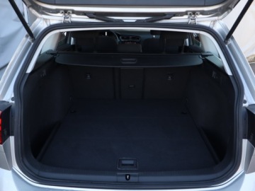 Volkswagen Golf VII Variant Facelifting 1.6 TDI-CR DPF BMT 115KM 2018 VW Golf 1.6 TDI, Salon Polska, Navi, Klima, zdjęcie 13