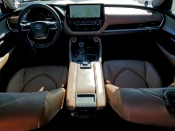 Toyota 2025 Toyota Grand Highlander Le 2025 2.4 Benzyna 265KM, zdjęcie 8