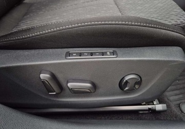 Skoda Octavia IV Kombi Plug-in 1.4 TSI iV Plug-In Hybrid 204KM 2021 Skoda Octavia 1.4iV PHEV 204KM Style DSG Kessy Virtual Podgrz.szybafotele, zdjęcie 13