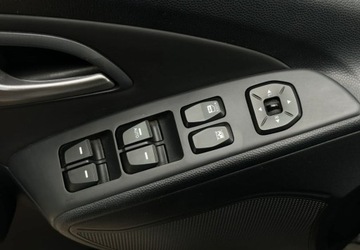 Hyundai ix35 SUV R 2.0 CRDi 136KM 2011 Hyundai ix35 Hyundai ix35 2.0 CRDi 4WD Trend 2.0 Diesel 136KM, zdjęcie 12