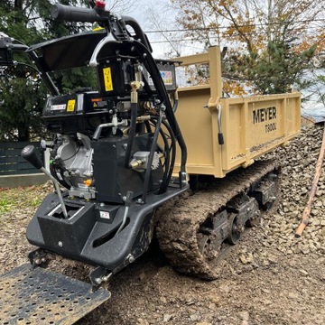 TACZKA SPALINOWA NA GĄSIENICACH Z WYWROTKĄ MEYER SILNIK LONCIN 13KM 800KG