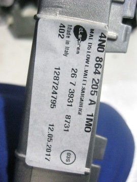 AUDI A8 4N D5 LOKETNÍ OPĚRKA KŮŽE KRÉM 4N0864205A