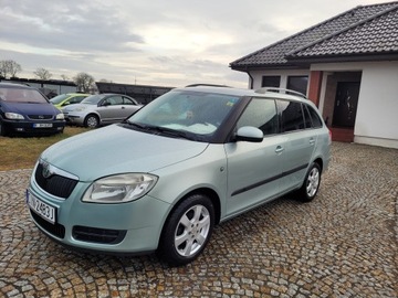 Skoda Fabia II Kombi 1.4 i 16V 85KM 2009 Skoda Fabia II KLIMA , NOWY ROZRZĄD !!! 4 NOWE OPONY !!!, zdjęcie 2