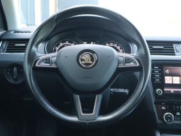 Skoda Octavia III Kombi Facelifting 1.4 TSI 150KM 2018 Skoda Octavia 1.4 TSI, Salon Polska, zdjęcie 14