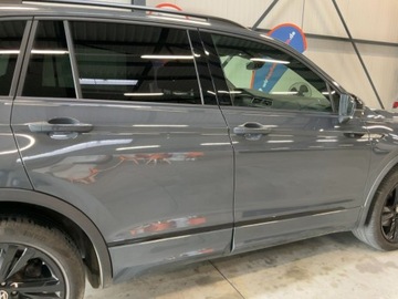 Volkswagen Tiguan II SUV Facelifting 2.0 TDI 200KM 2023 Volkswagen Tiguan 2.0 TDI R-Line 4Motion, zdjęcie 9