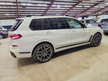 BMW X7 2024 BMW X7 2024r., xDrive 40i, 3.0L, od ubezpieczalni 3.0 Benzyna 375KM, zdjęcie 3
